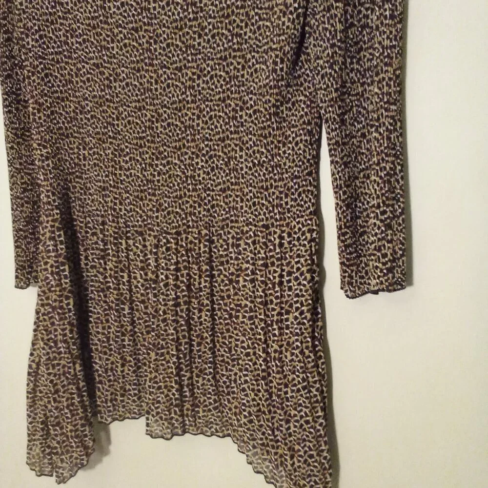 CC Blouse S 3/4 Sleeve Soft Stretch Ribbed Asymmetrical Animal Print Brown Black